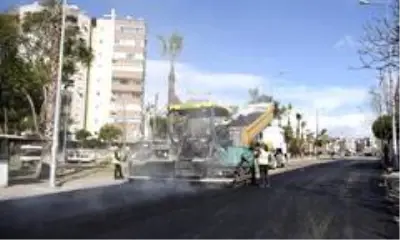Şafak mahallesinde asfalt yenileme çalışşması
