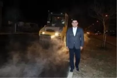 Şafak mahallesinde asfalt yenileme çalışşması