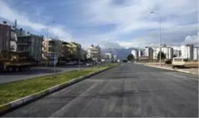 Şafak mahallesinde asfalt yenileme çalışşması