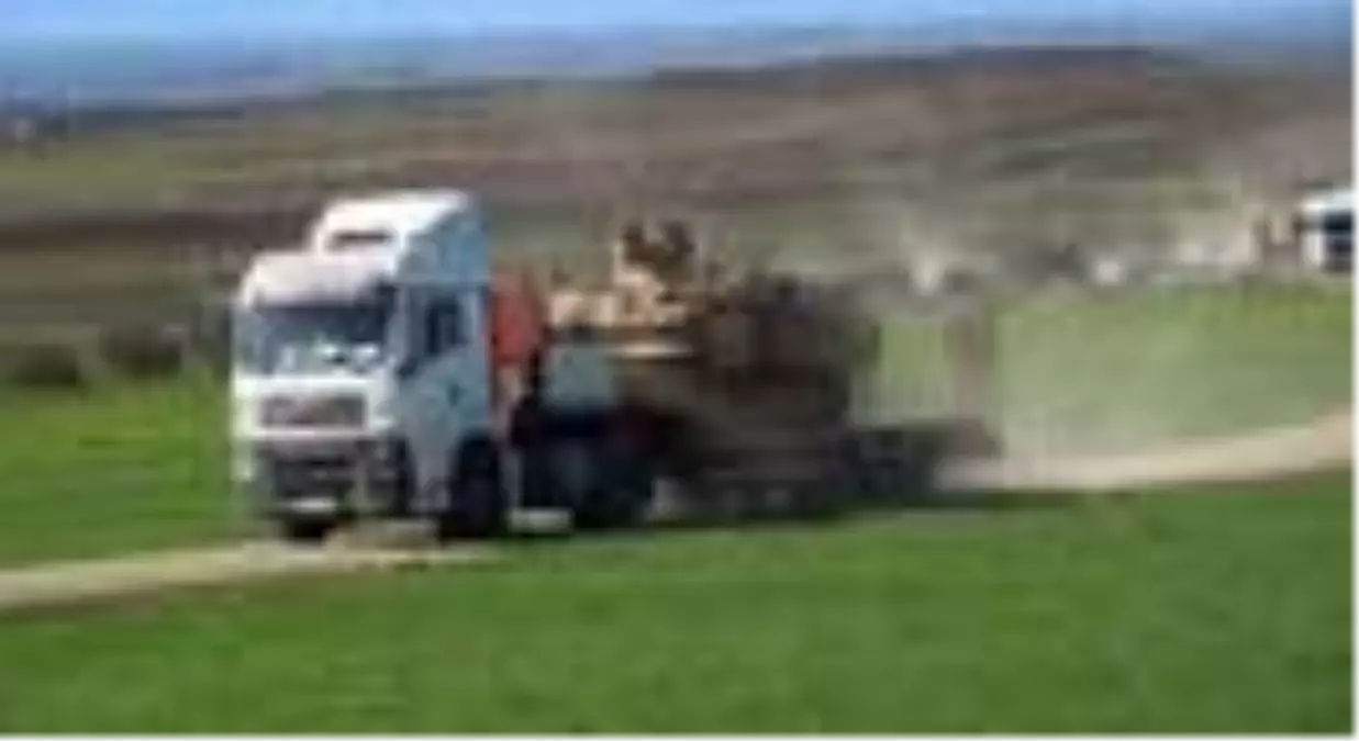 Sınıra ZBT ve zırhlı iş makinesi sevkiyatı