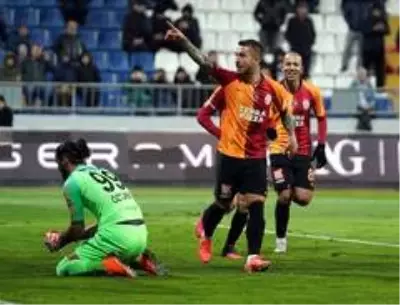 Süper Lig: Kasımpaşa: 0 - Galatasaray: 3 (İlk yarı) Süper Lig: Kasımpaşa: 0 - Galatasaray: 3 (İlk yarı)