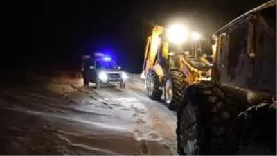 Tendürek Dağı eteğindeki 78 yaşındaki hasta için seferber oldular
