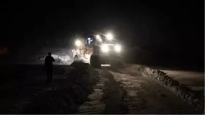 Tendürek Dağı eteğindeki 78 yaşındaki hasta için seferber oldular