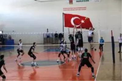 TVF Erkekler 1. Lig: Solhanspor: 0 - Haliliye Bld: 3 TVF Erkekler 1. Lig: Solhanspor: 0 - Haliliye Bld: 3