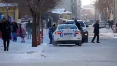Ardahan'da Sibirya soğukları! Termometreler eksi 31'i gördü Ardahan'da Sibirya soğukları! Termometreler eksi 31'i gördü
