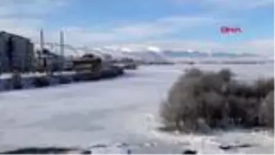 Ardahan doğu buz kesti göle -40'ı gördü Ardahan doğu buz kesti göle -40'ı gördü
