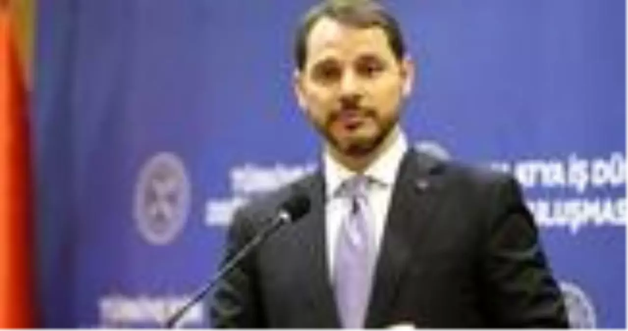 Bakan Albayrak, Twitter üzerinden kendisine yazan takipçisine kahve