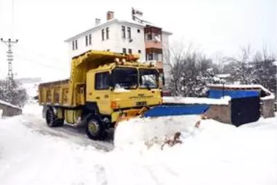 Bolu, Karabük, Sakarya ve Zonguldak'ta 94 köy yolu ulaşıma kapalı Bolu, Karabük, Sakarya ve Zonguldak'ta 94 köy yolu ulaşıma kapalı