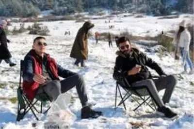 Ege'nin Uludağ'ı Kertil'de kar keyfi