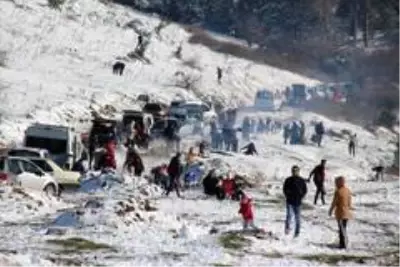 Ege'nin Uludağ'ı Kertil'de kar keyfi