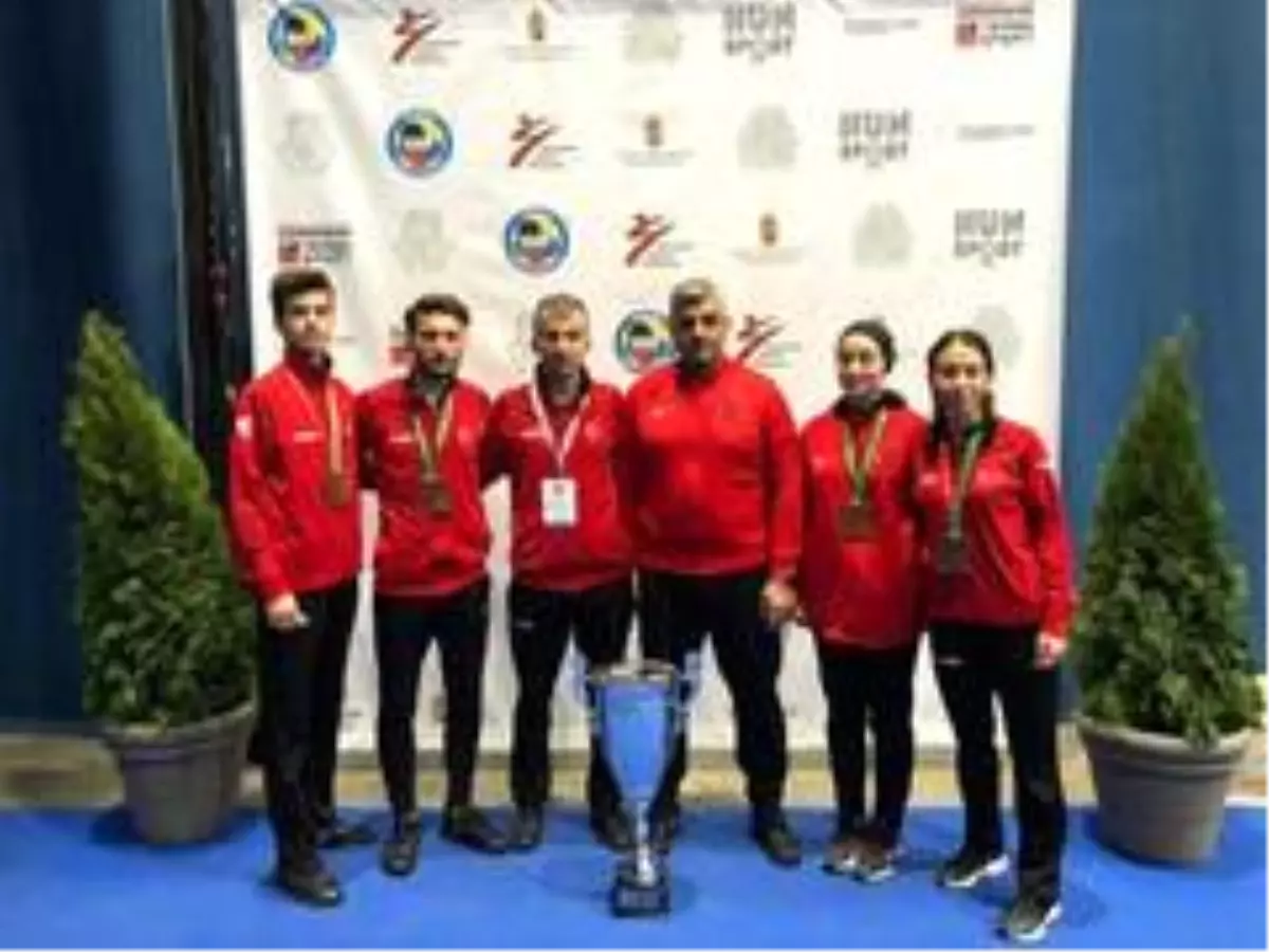 Karateciler Avrupa'da fırtına gibi esti