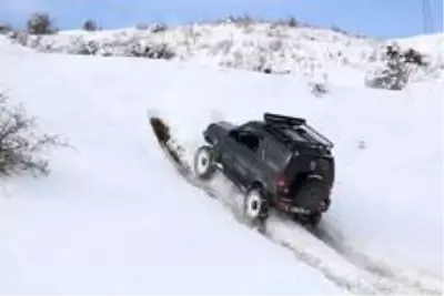 Karın tadını Off-road yaparak çıkardılar Karın tadını Off-road yaparak çıkardılar