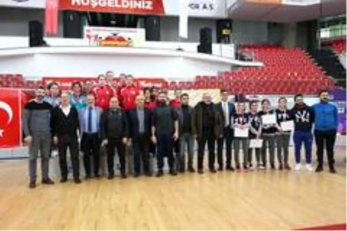 Okullar arası Gençler Masa Tenisi Türkiye Şampiyonası tamamlandı