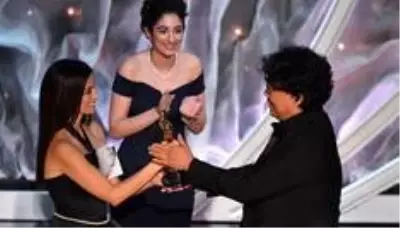 Oscar Ödülleri'nde kırmızı halı heyecanı başladı Oscar Ödülleri'nde kırmızı halı heyecanı başladı