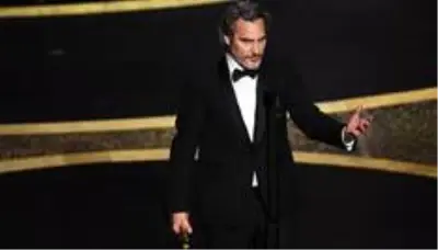 Oscar Ödülleri'nde kırmızı halı heyecanı başladı Oscar Ödülleri'nde kırmızı halı heyecanı başladı
