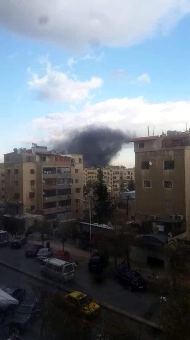 Şam'da bomba yüklü araç patladı! 1 kişi yaralandı