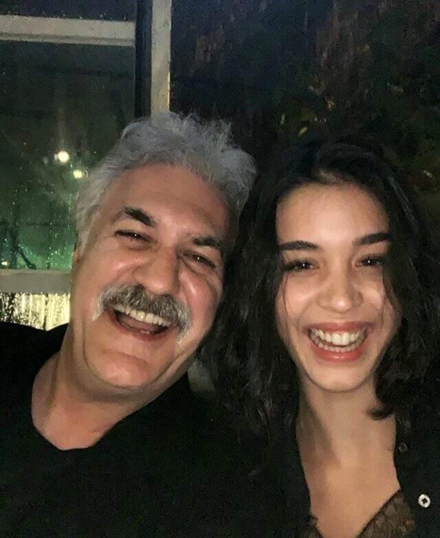 Tamer Karadağlı ile yakalanan Iraz Yıldız, sosyal medyadaki fotoğraflarıyla dikkat çekiyor