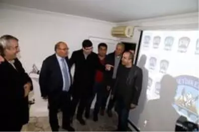 Başkan Otgöz'den Seydikemer Belediyespor'un yeni tesislerine ziyaret Başkan Otgöz'den Seydikemer Belediyespor'un yeni tesislerine ziyaret