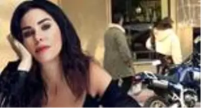 Defne Samyeli, eski sevgilisi Cem Yılmaz'ın Serenay Sarıkaya'yla olan ilişkisi hakkında konuştu Defne Samyeli, eski sevgilisi Cem Yılmaz'ın Serenay Sarıkaya'yla olan ilişkisi hakkında konuştu
