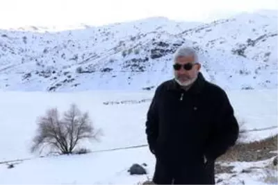Erzincan'daki Göyne Sulama Barajı buzla kaplandı Erzincan'daki Göyne Sulama Barajı buzla kaplandı