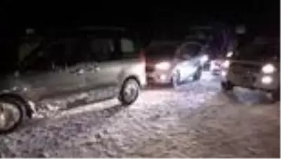 Gümüşhane-Trabzon kara yolu Zigana Dağı mevkisinde çığ düştü (4)