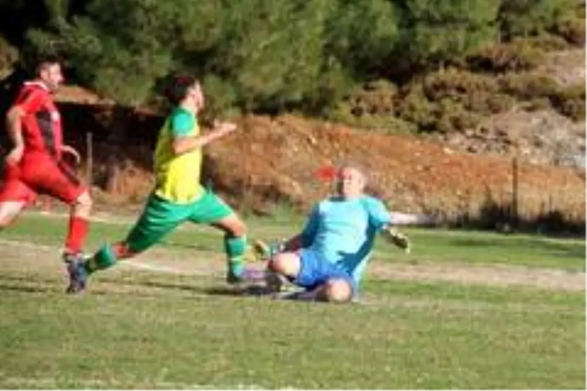 Hem kulüp başkanı hem de kaleci