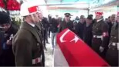 Kahramanmaraş şehit uzman onbaşı fatih saylak, son yolculuğuna uğurlandı Kahramanmaraş şehit uzman onbaşı fatih saylak, son yolculuğuna uğurlandı