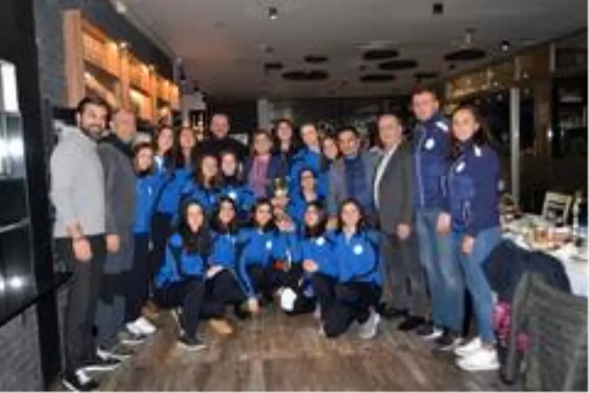 Perilerden Başkan Hürriyet'e kupa sözü