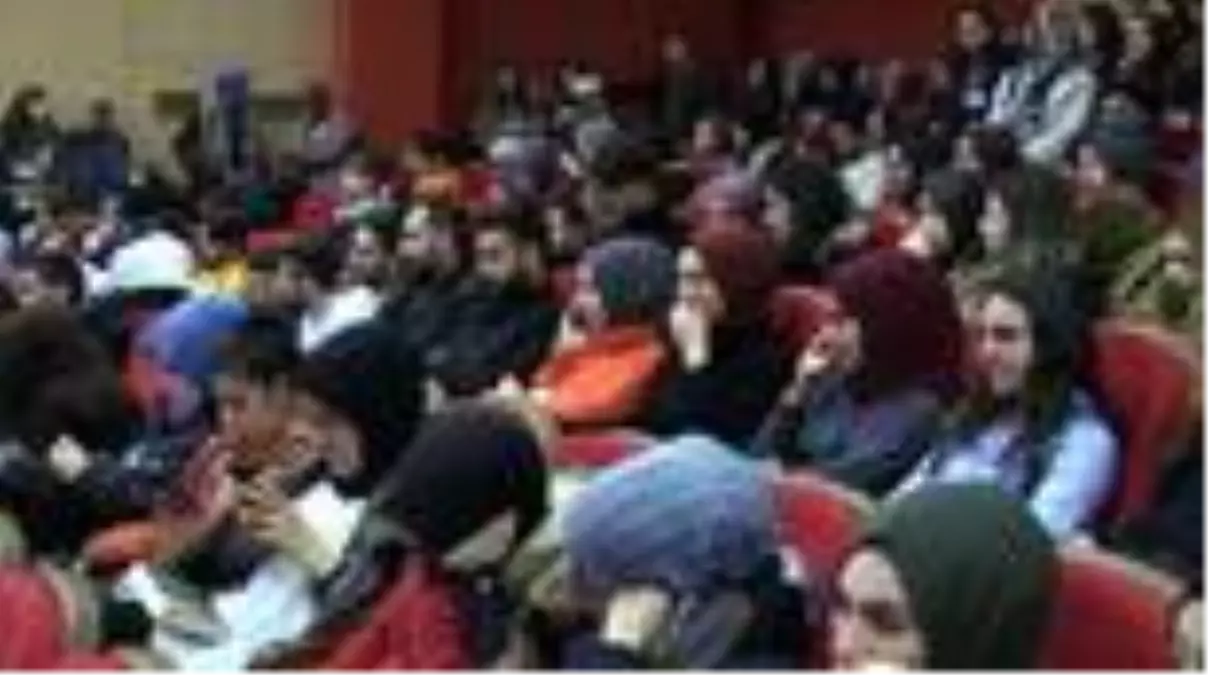 Sultan 2. Abdülhamid vefatının 102. yılında anıldı