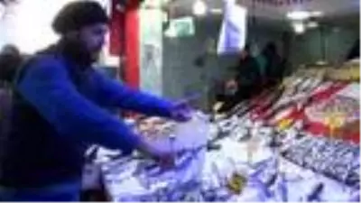 Tezgahlarda hamsi bolluğu