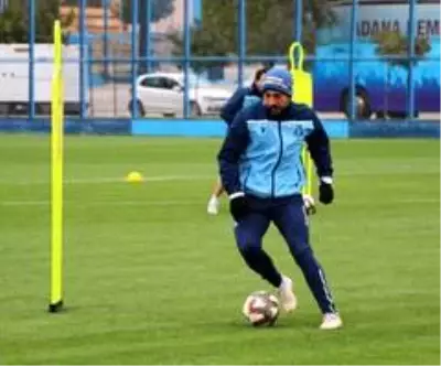 Uğur Tütüneker: 'Bursaspor maçını 3 puanla tamamlamak istiyoruz' Uğur Tütüneker: 'Bursaspor maçını 3 puanla tamamlamak istiyoruz'