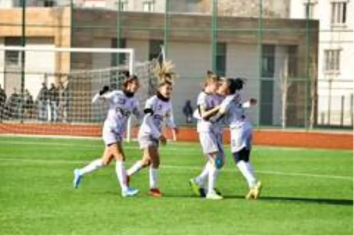 Alg Spor liderliğini korudu