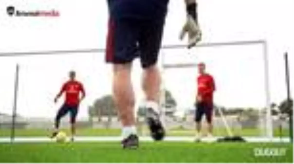 Arsenal Kalecileri Hazırlıklarına Devam Ediyor