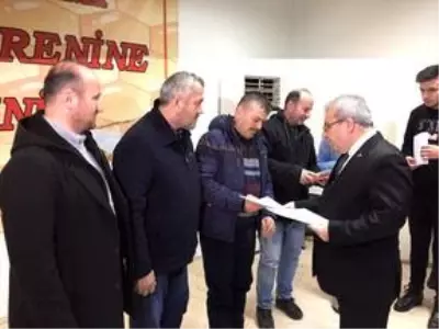 Çarşamba'da arıcılık kursunu bitirenlere sertifikaları verildi Çarşamba'da arıcılık kursunu bitirenlere sertifikaları verildi