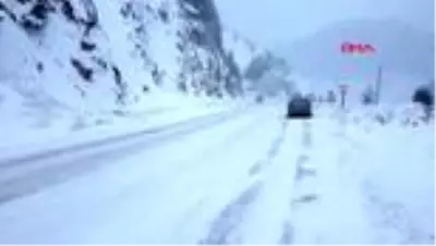 Çığ düşen zigana dağı'nda, ulaşım çift yönlü verilmeye başlandı