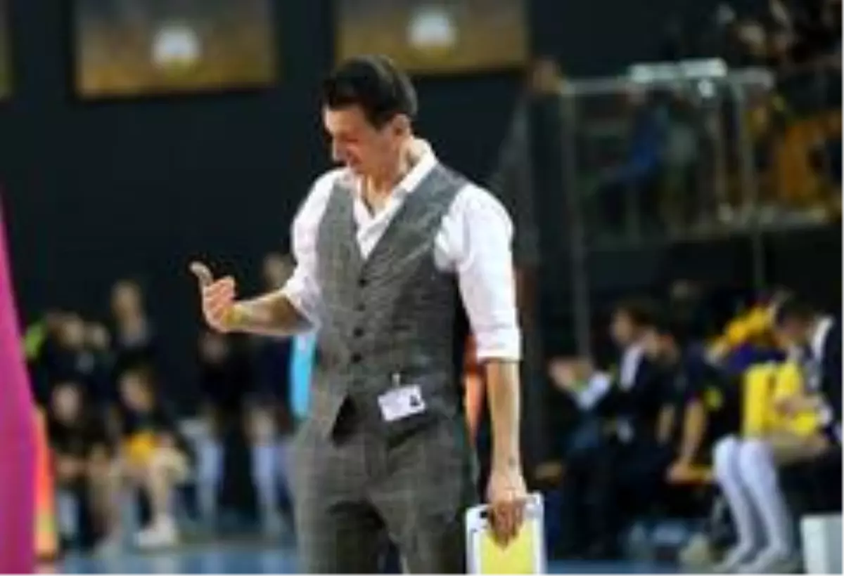 Derbide zafer VakıfBank'ın