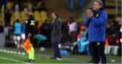 Fenerbahçe'de bazı yöneticiler, Ersun Yanal'ı Ali Koç'a şikayet etti
