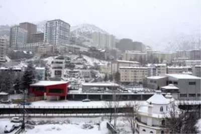 Karadeniz'de 5 ilde 314 yerleşim birimine ulaşılamıyor