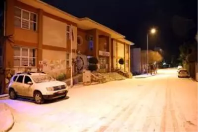 Kilis'te kar yağışı nedeniyle eğitime yarın ara verildi