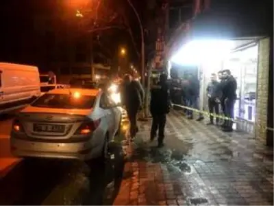 Manisa'da silahlı kavga: 1 yaralı Manisa'da silahlı kavga: 1 yaralı