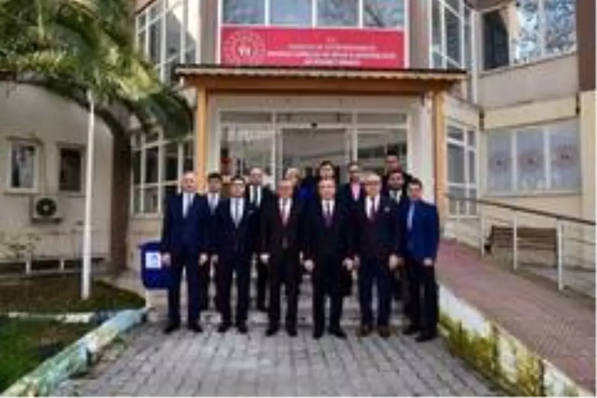 Manisa'daki spor yatırımları görüşüldü