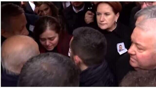 5 yıl sonra bir ilk! Meral Akşener ve Devlet Bahçeli, tokalaştı