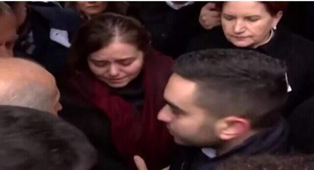 5 yıl sonra bir ilk! Meral Akşener ve Devlet Bahçeli, tokalaştı