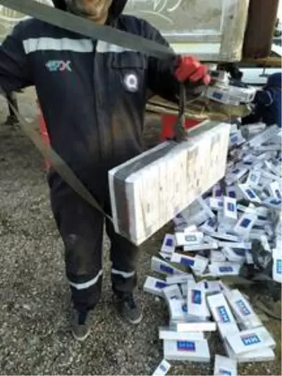 Adana'da bir tırda 28 bin 550 paket kaçak sigara ele geçirildi