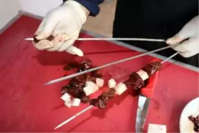 Adana'da yeni lezzet: Kaz etinden kebap