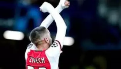 Ajax, Hakim Ziyech'in 44 milyon euroya Chelsea'ye transfer olduğunu duyurdu