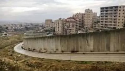 BM işgal altındaki Filistin topraklarındaki yerleşim yerleriyle iş yapan şirketleri yayımladı,...