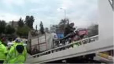 Çöpten topladığı parçalarla yaptığı motosikletine 4 bin lira ceza verildiğini duyunca gözyaşlarına boğuldu Çöpten topladığı parçalarla yaptığı motosikletine 4 bin lira ceza verildiğini duyunca gözyaşlarına boğuldu