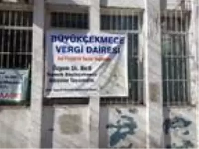 Depremde hasar gören vergi dairesi yıkılacak