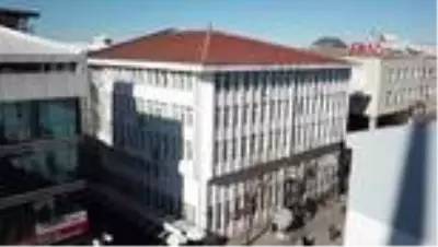 Depremde hasar gören vergi dairesi yıkılacak